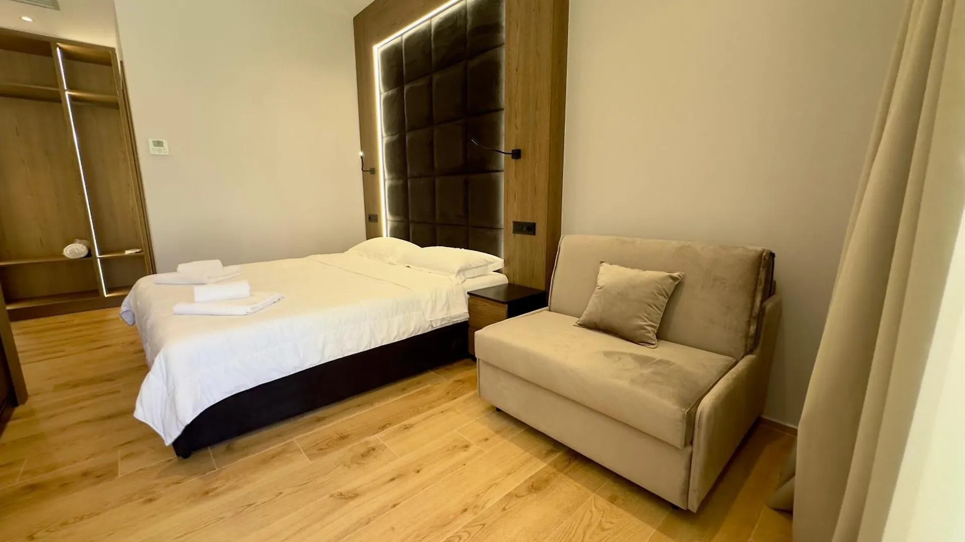 Elmar Comfort Vlore 4*,